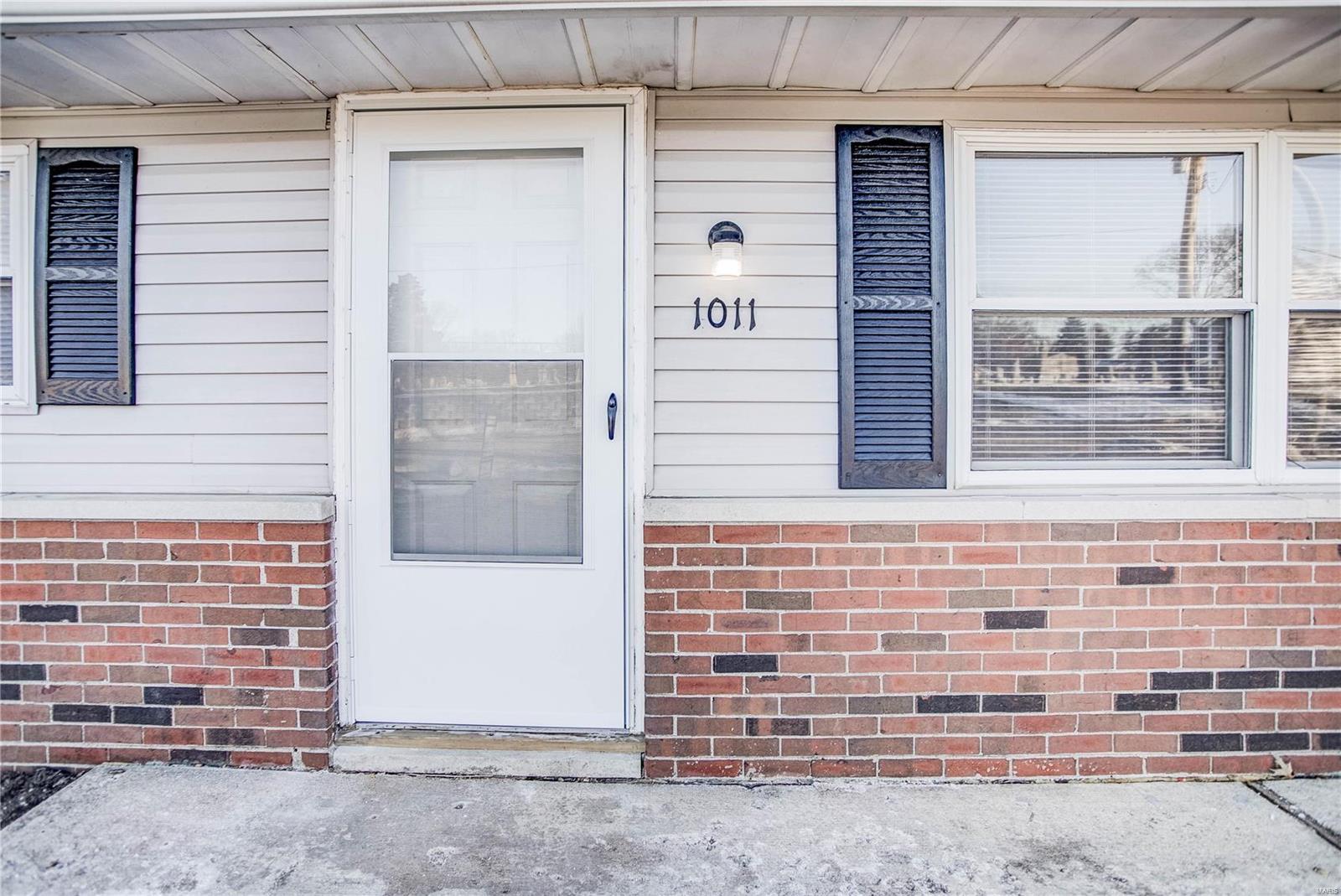1009 Corbin