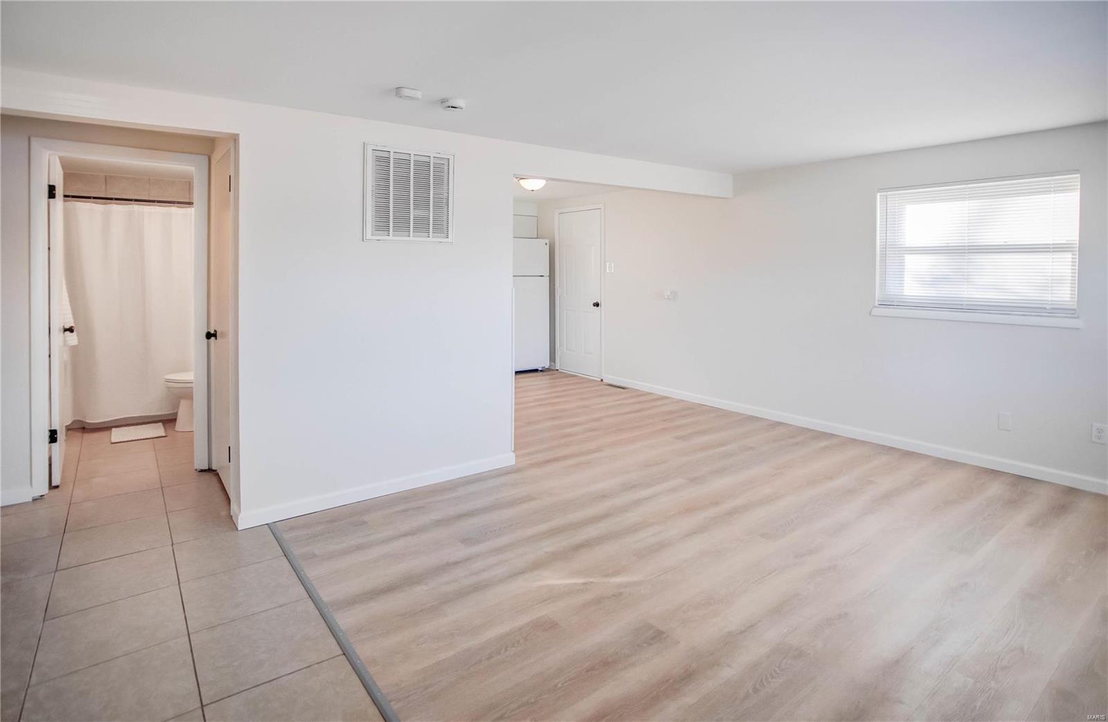 1009 Corbin