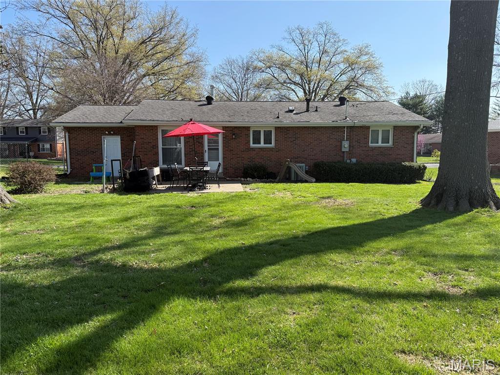 5208 River Aire Dr Drive