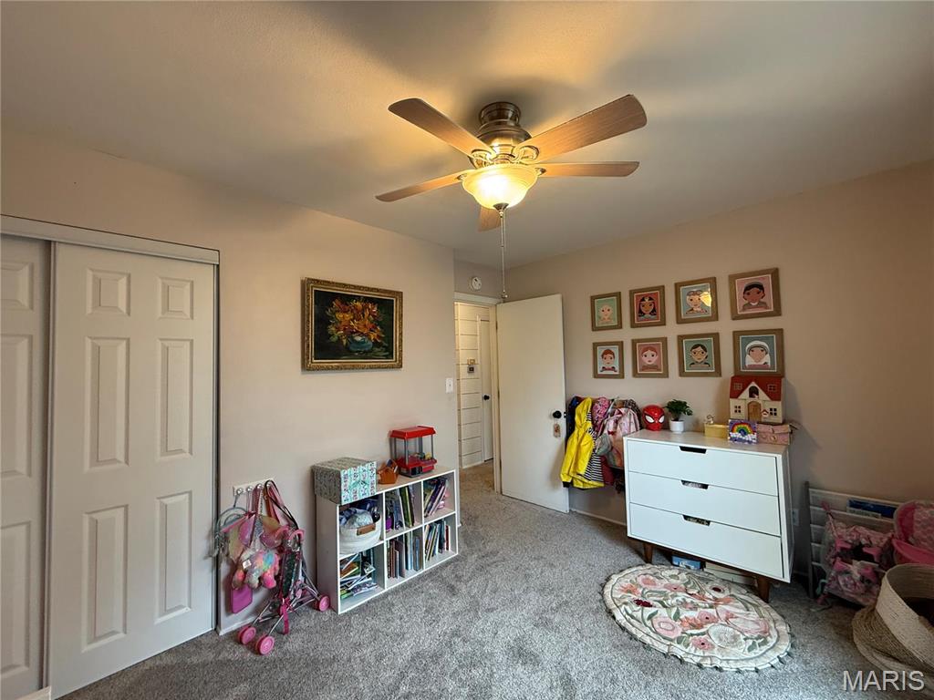 5208 River Aire Dr Drive