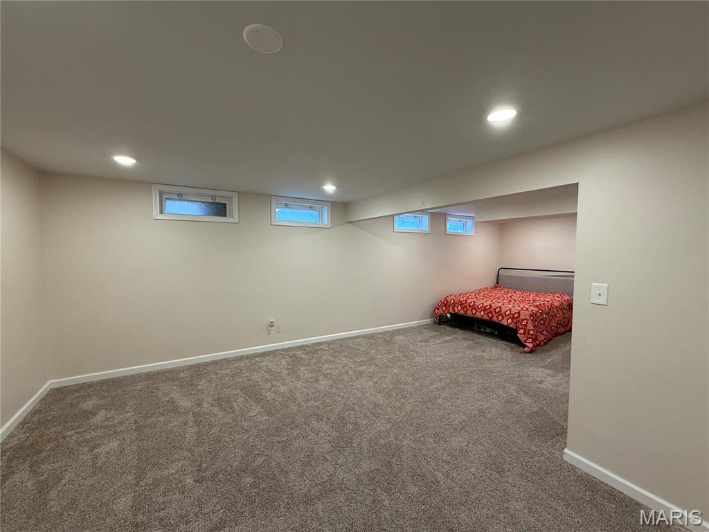 5208 River Aire Dr Drive