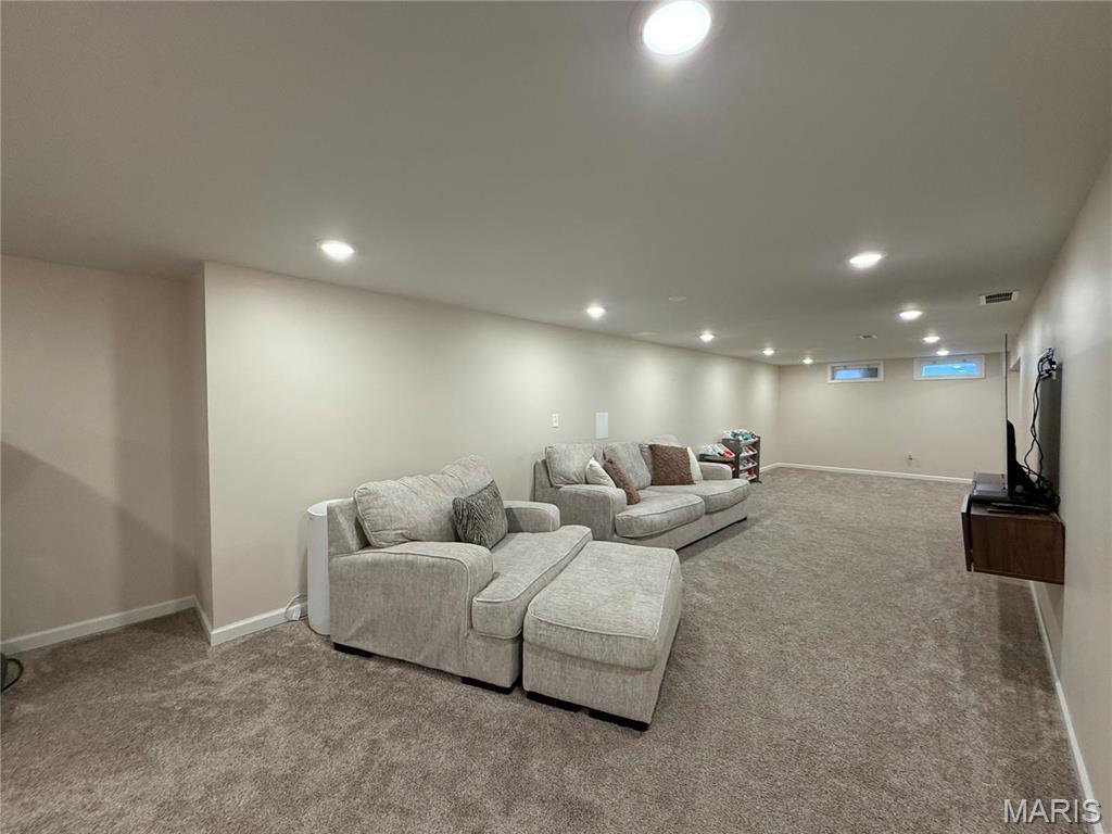 5208 River Aire Dr Drive