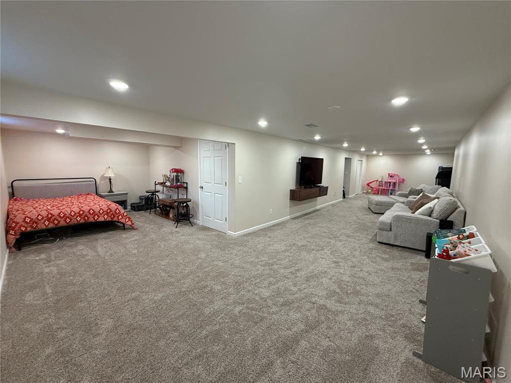 5208 River Aire Dr Drive