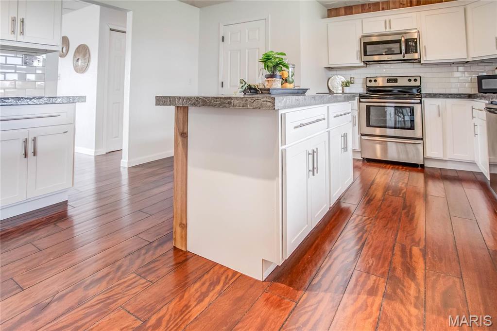 1115 Reddish Drive
