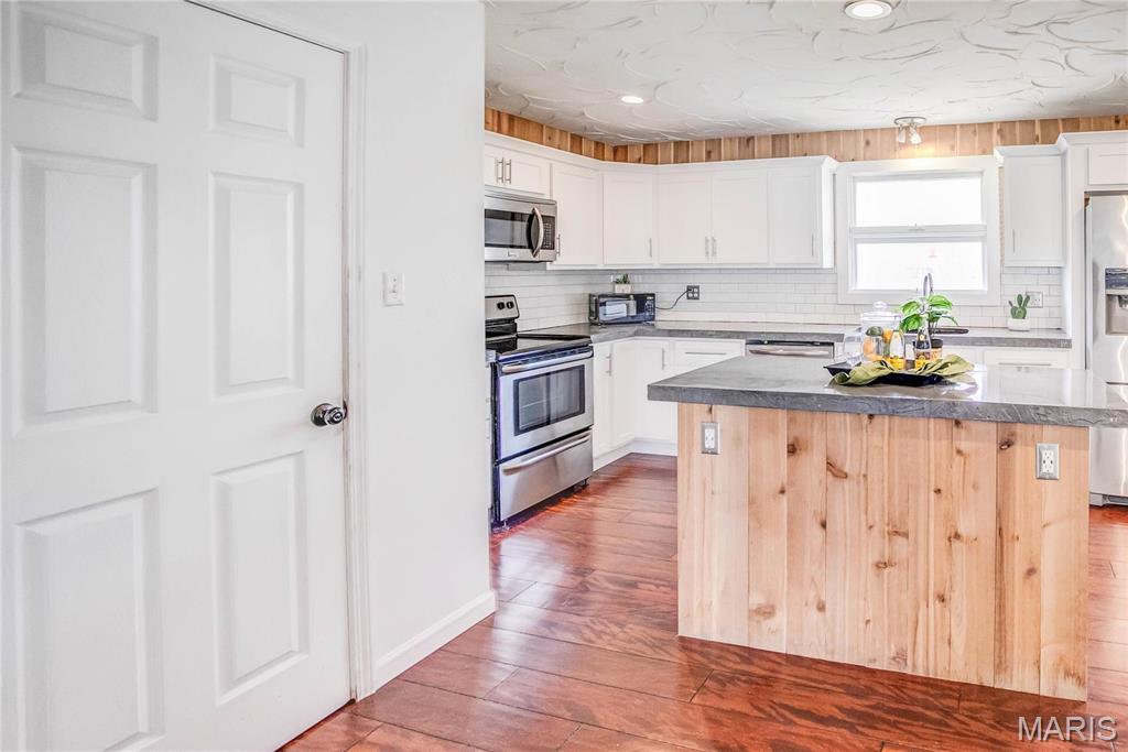 1115 Reddish Drive