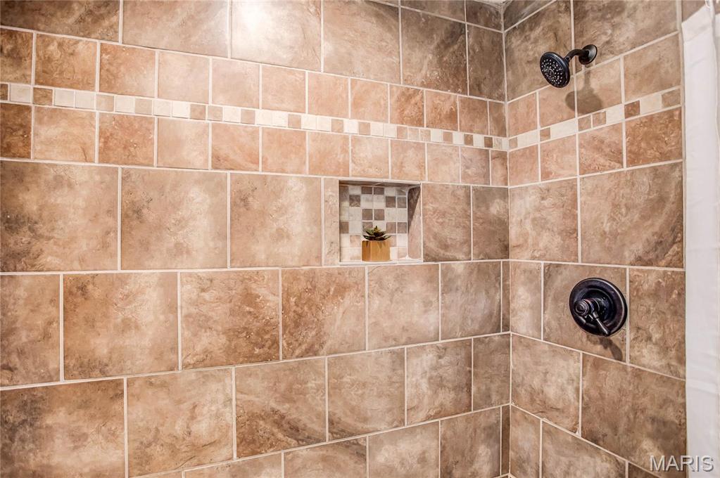 1115 Reddish Drive