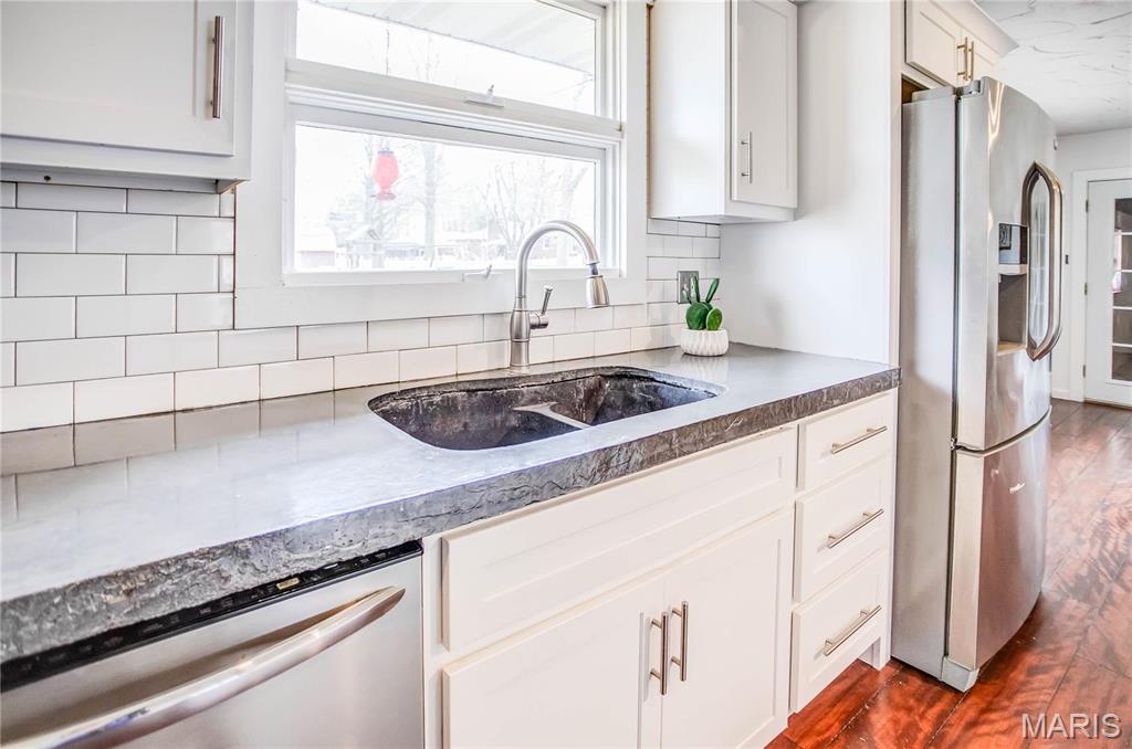 1115 Reddish Drive