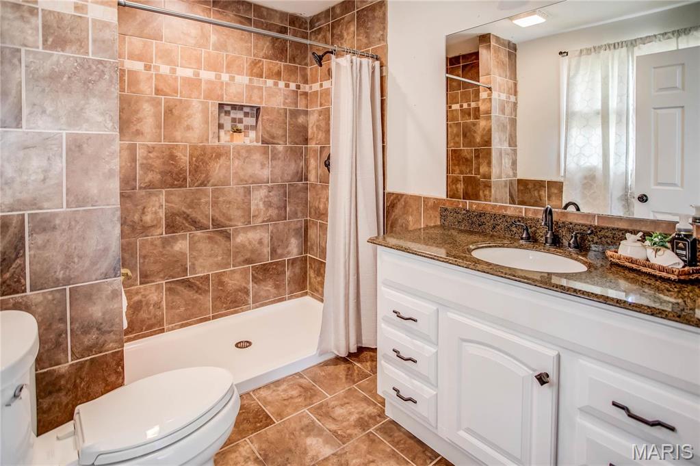 1115 Reddish Drive