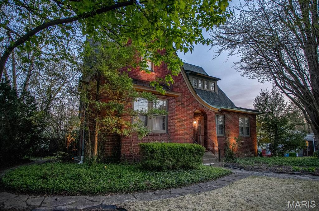 831 Spruce Street