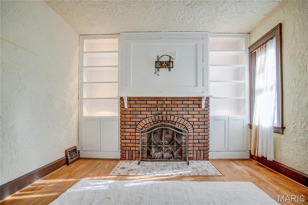 831 Spruce Street