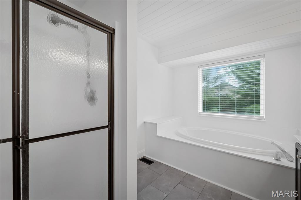 4855 Greenburg Drive