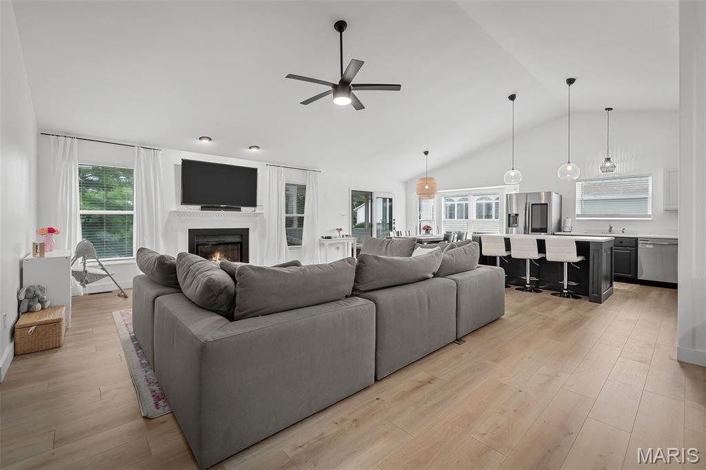 4855 Greenburg Drive
