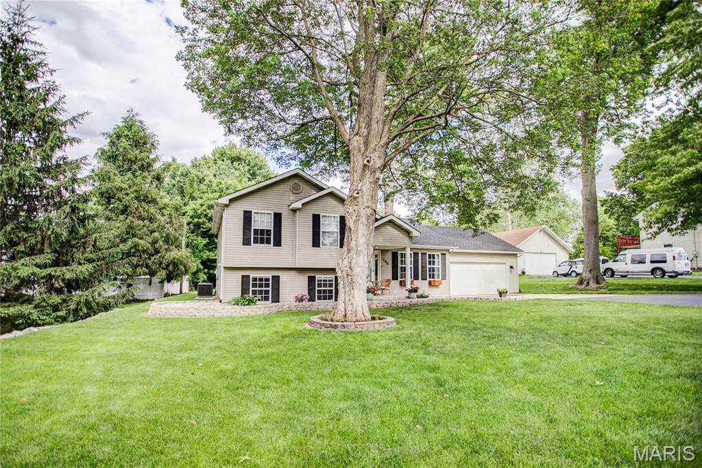 290 Bender Avenue