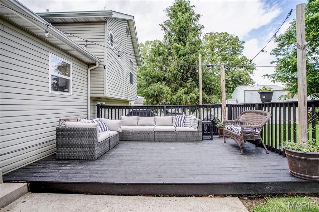 290 Bender Avenue