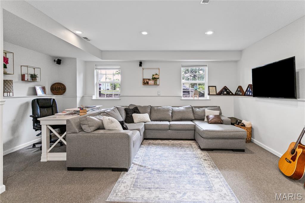 290 Bender Avenue