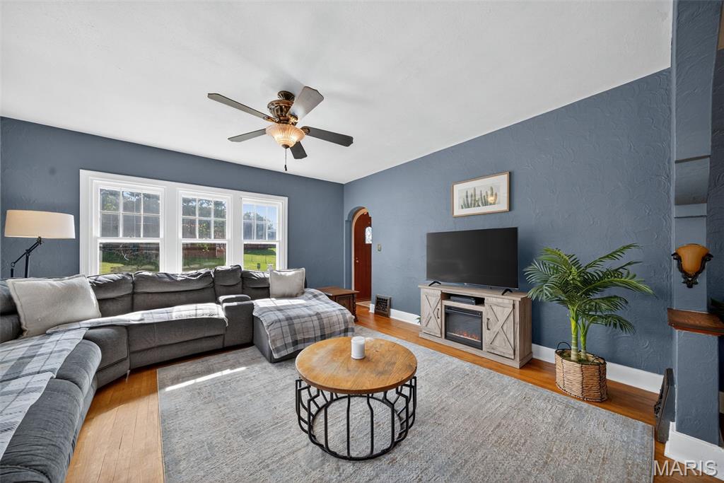 125 S Gatty Drive
