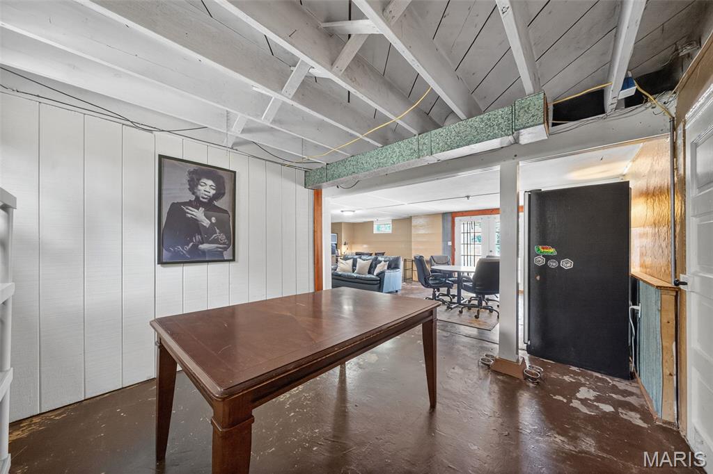125 S Gatty Drive