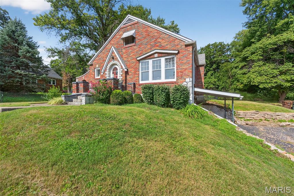 125 S Gatty Drive