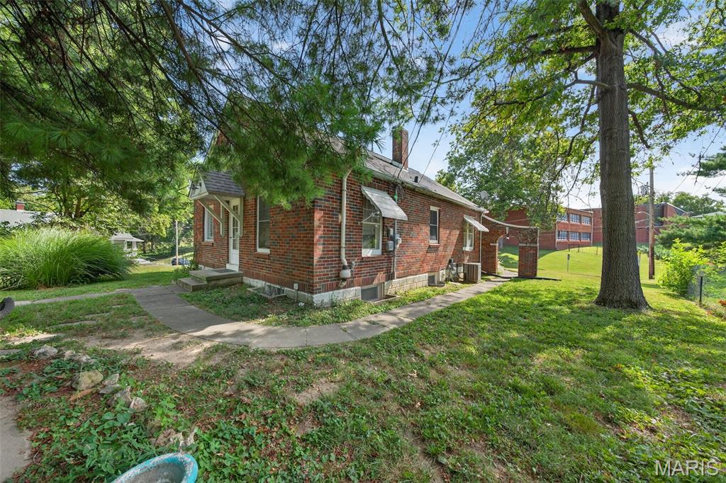 125 S Gatty Drive
