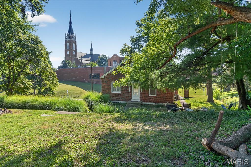 125 S Gatty Drive