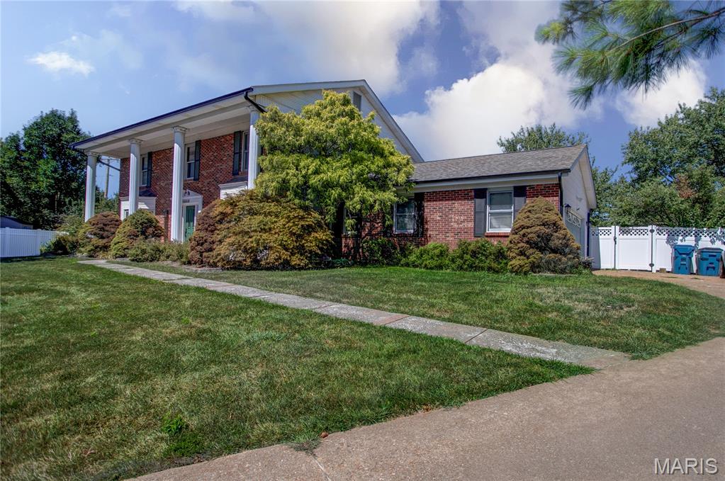 5868 Hightower Drive