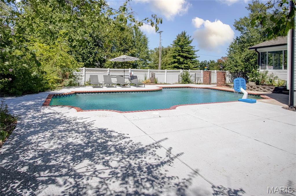 5868 Hightower Drive