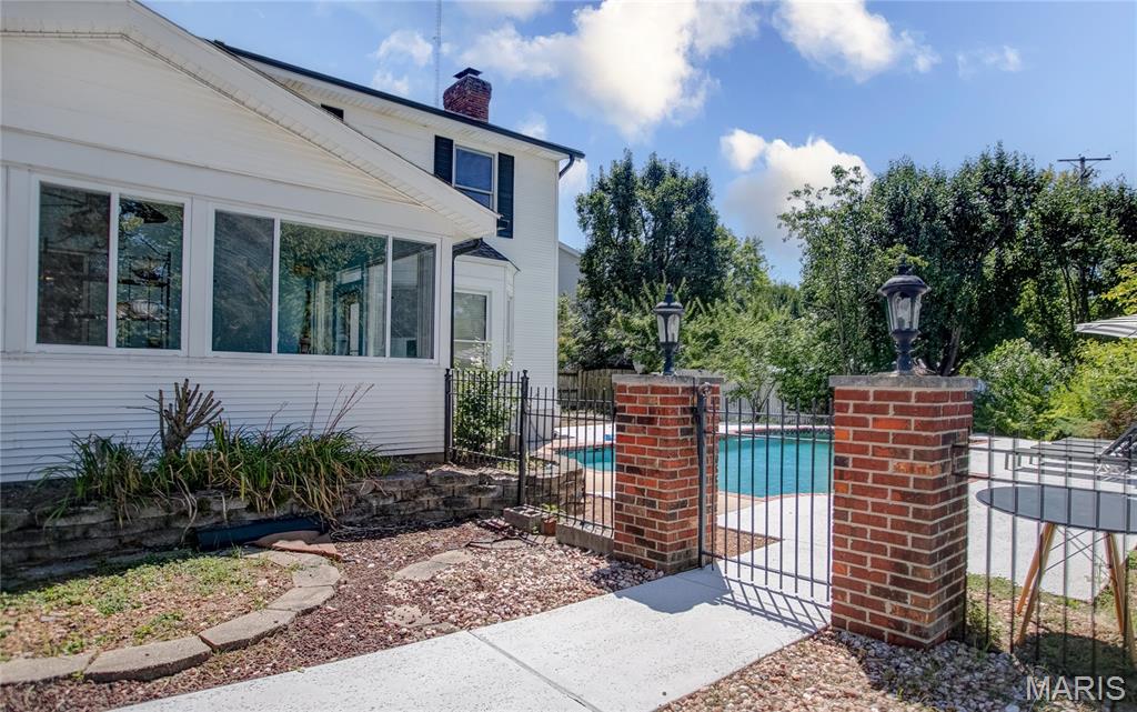 5868 Hightower Drive