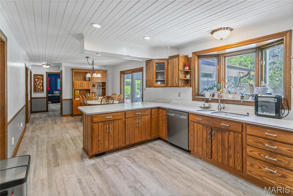 5868 Hightower Drive