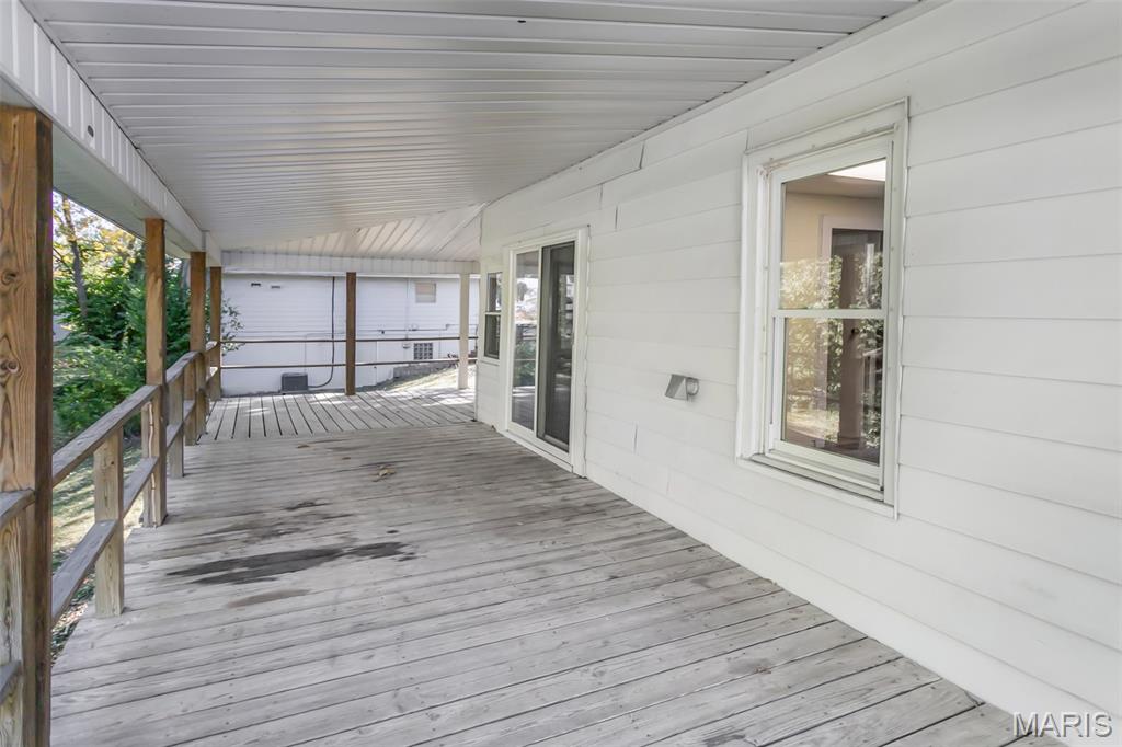 405 Pleasant Street