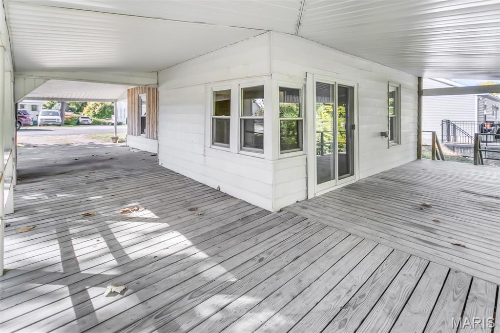 405 Pleasant Street