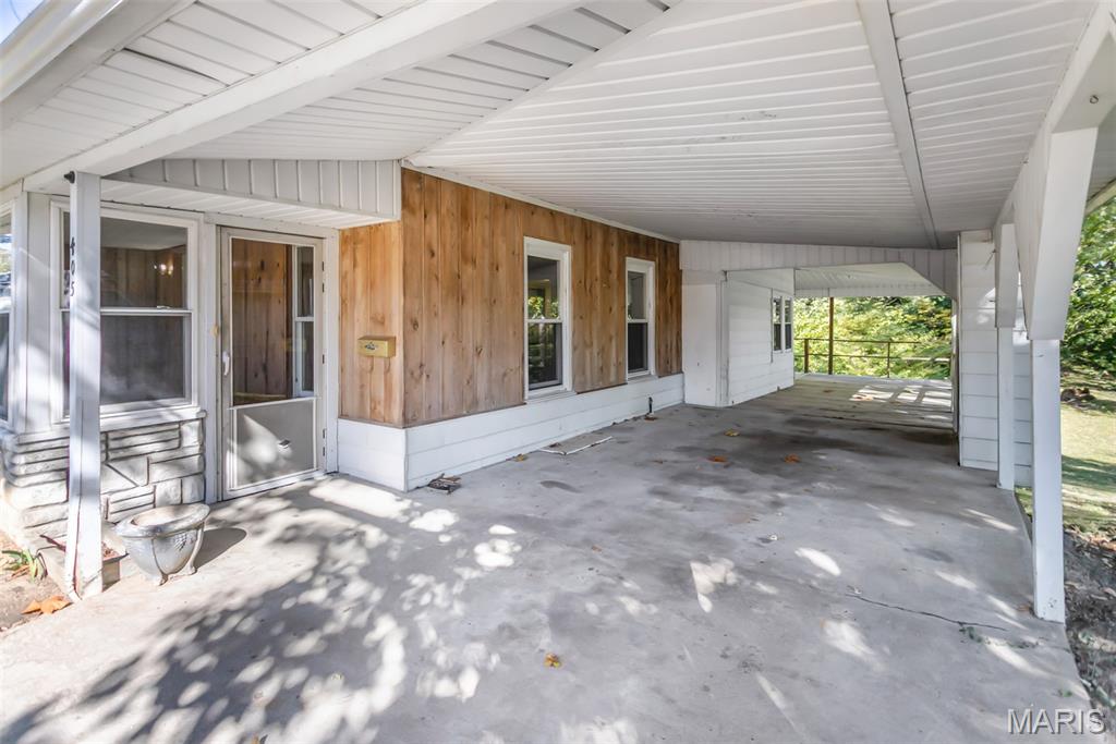 405 Pleasant Street