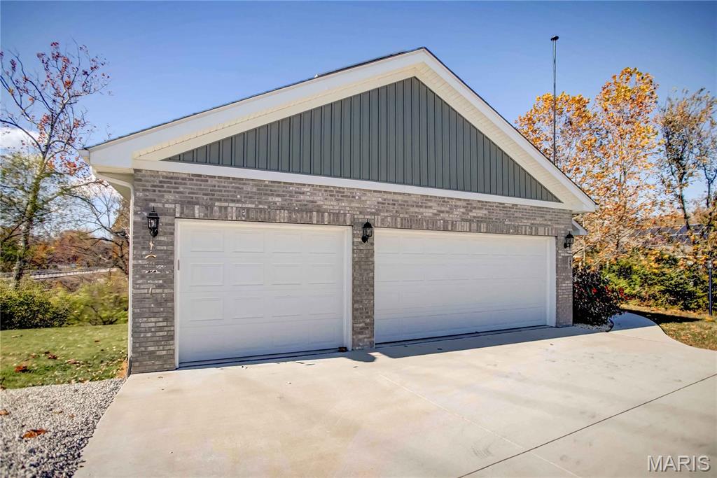 25714 Walnut Creek Drive