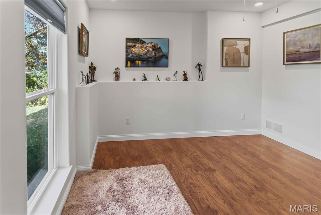 25714 Walnut Creek Drive