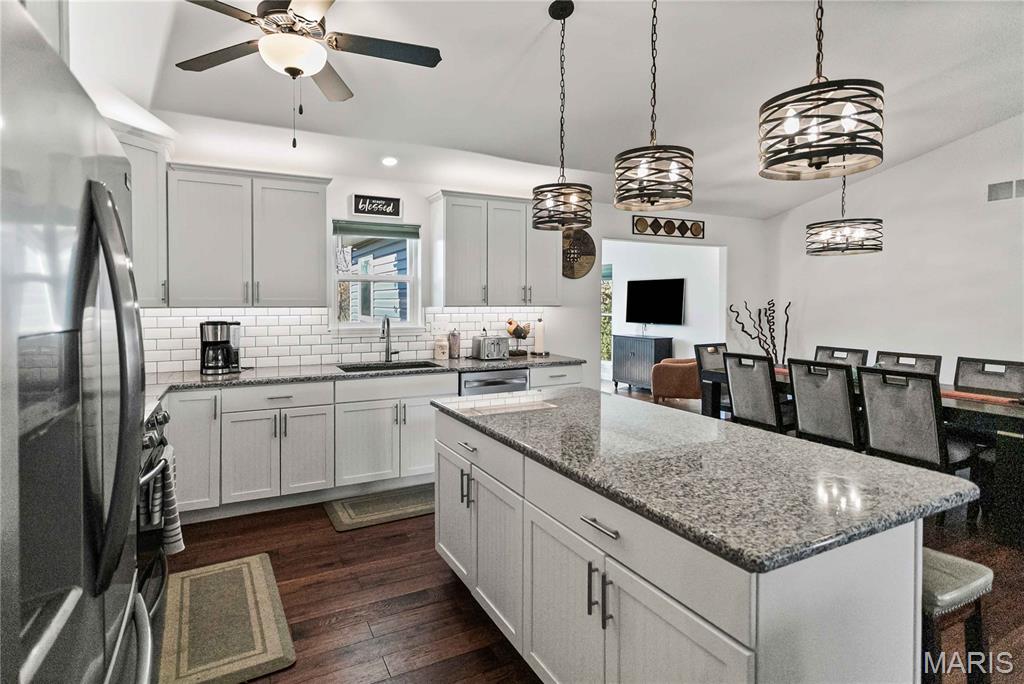 25714 Walnut Creek Drive