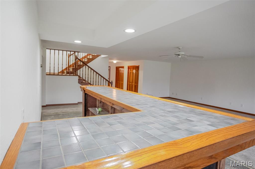 6409 Sunny Lane