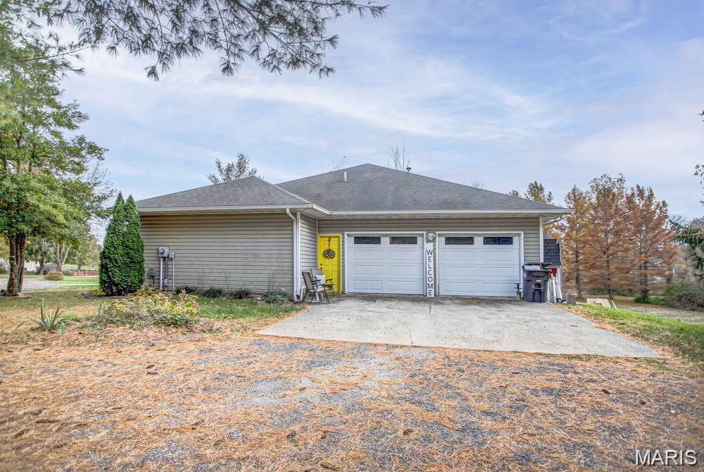 6409 Sunny Lane