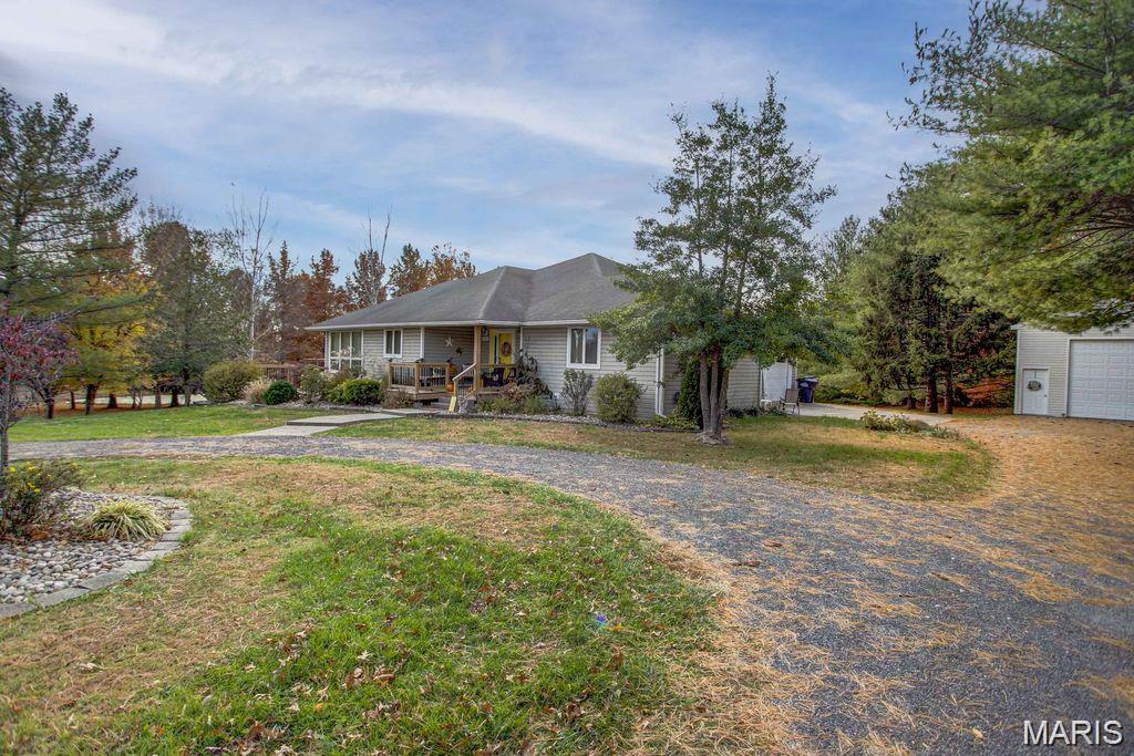 6409 Sunny Lane