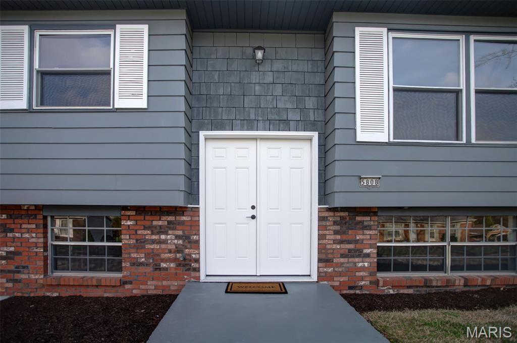 5808 Dogwood Lane