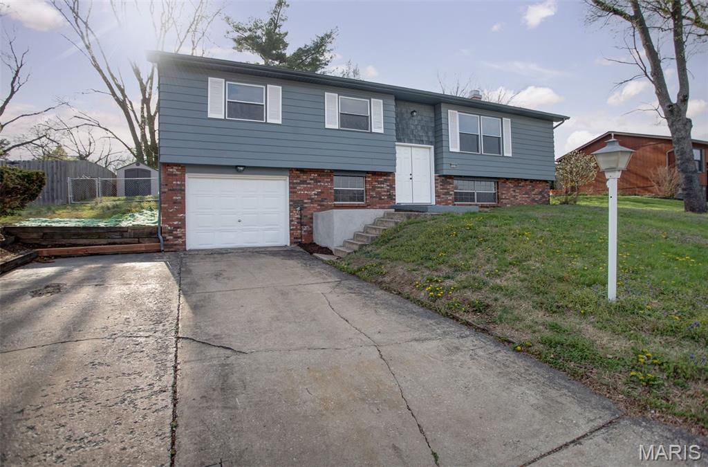 5808 Dogwood Lane