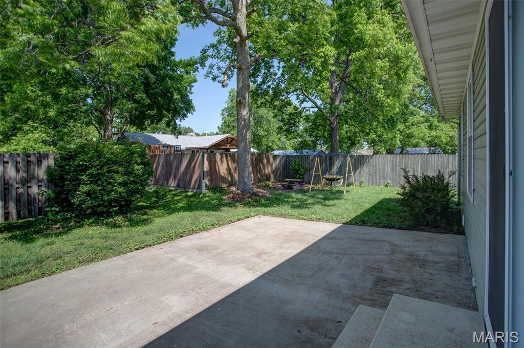 902 Lillian Court