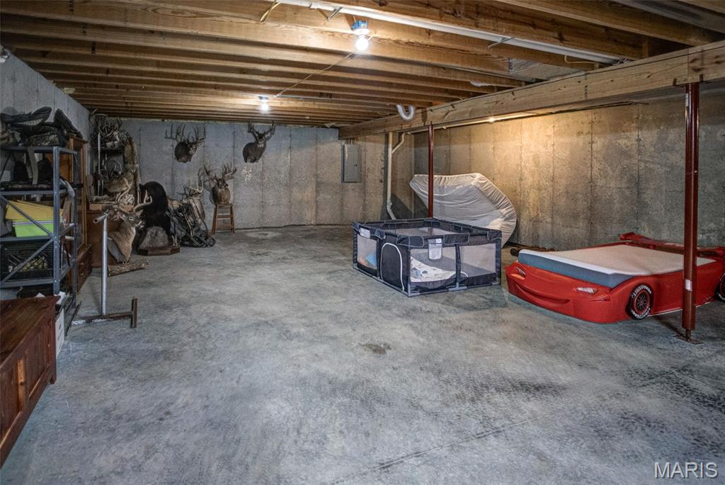 902 Lillian Court