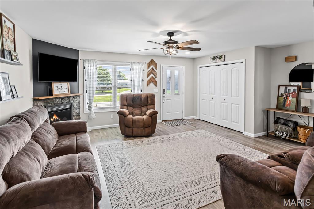902 Lillian Court