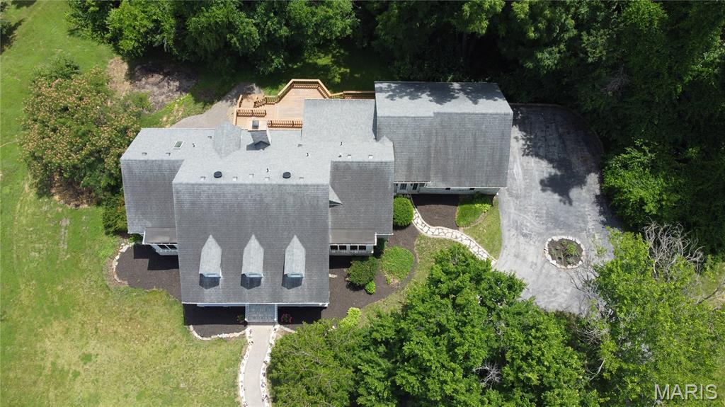 5125 Valleyview Drive