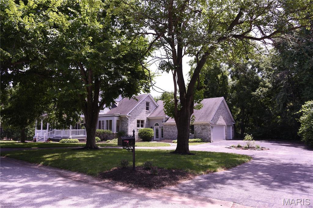 5125 Valleyview Drive