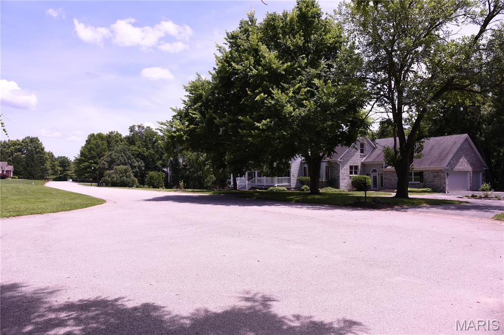 5125 Valleyview Drive