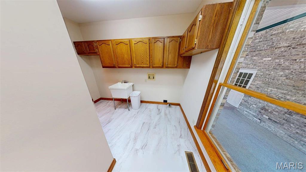 5125 Valleyview Drive