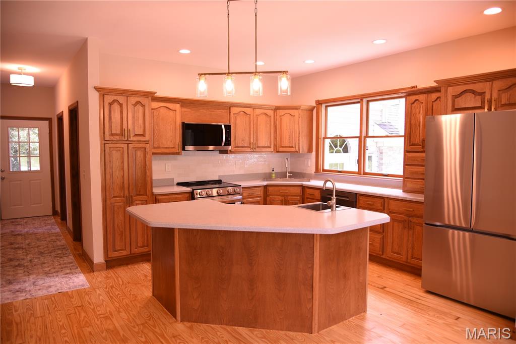 5125 Valleyview Drive