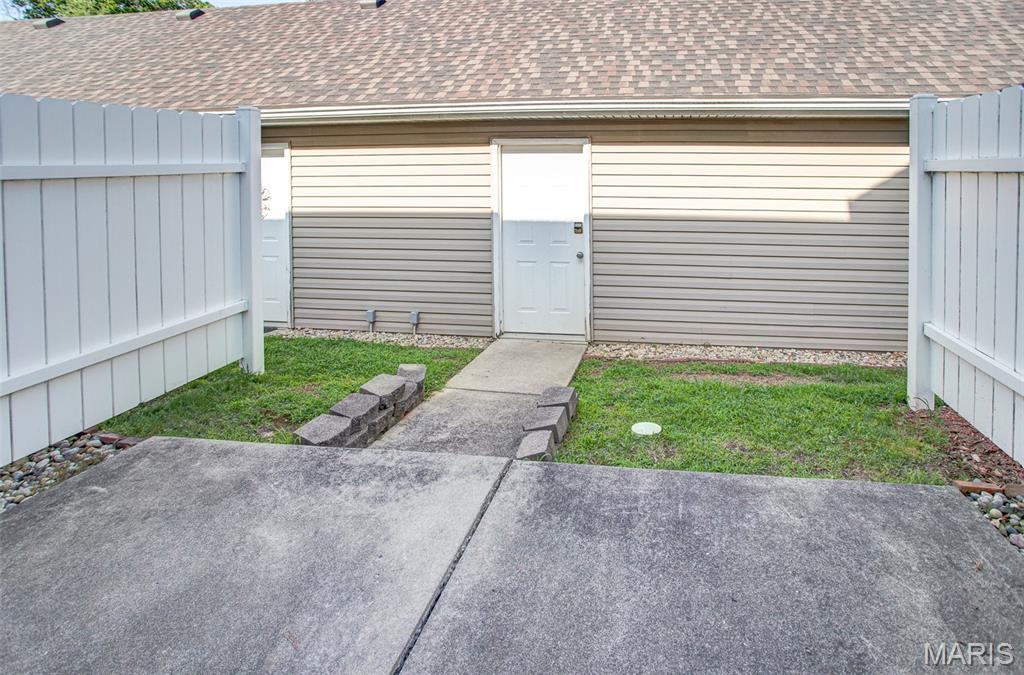 5013 River Aire Drive Unit: 3