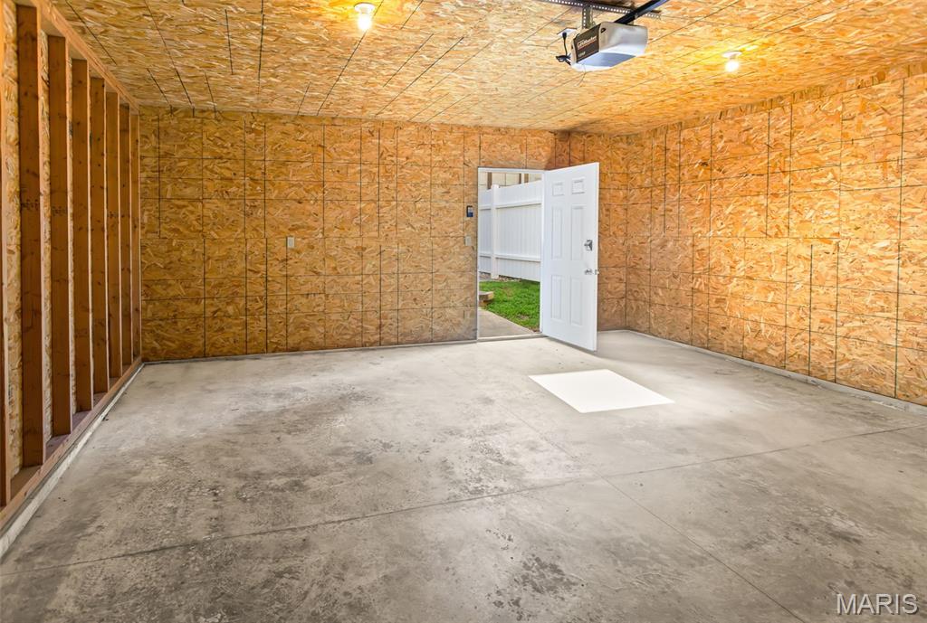 5013 River Aire Drive Unit: 3