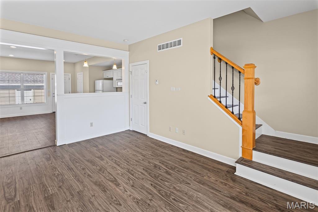 5013 River Aire Drive Unit: 3